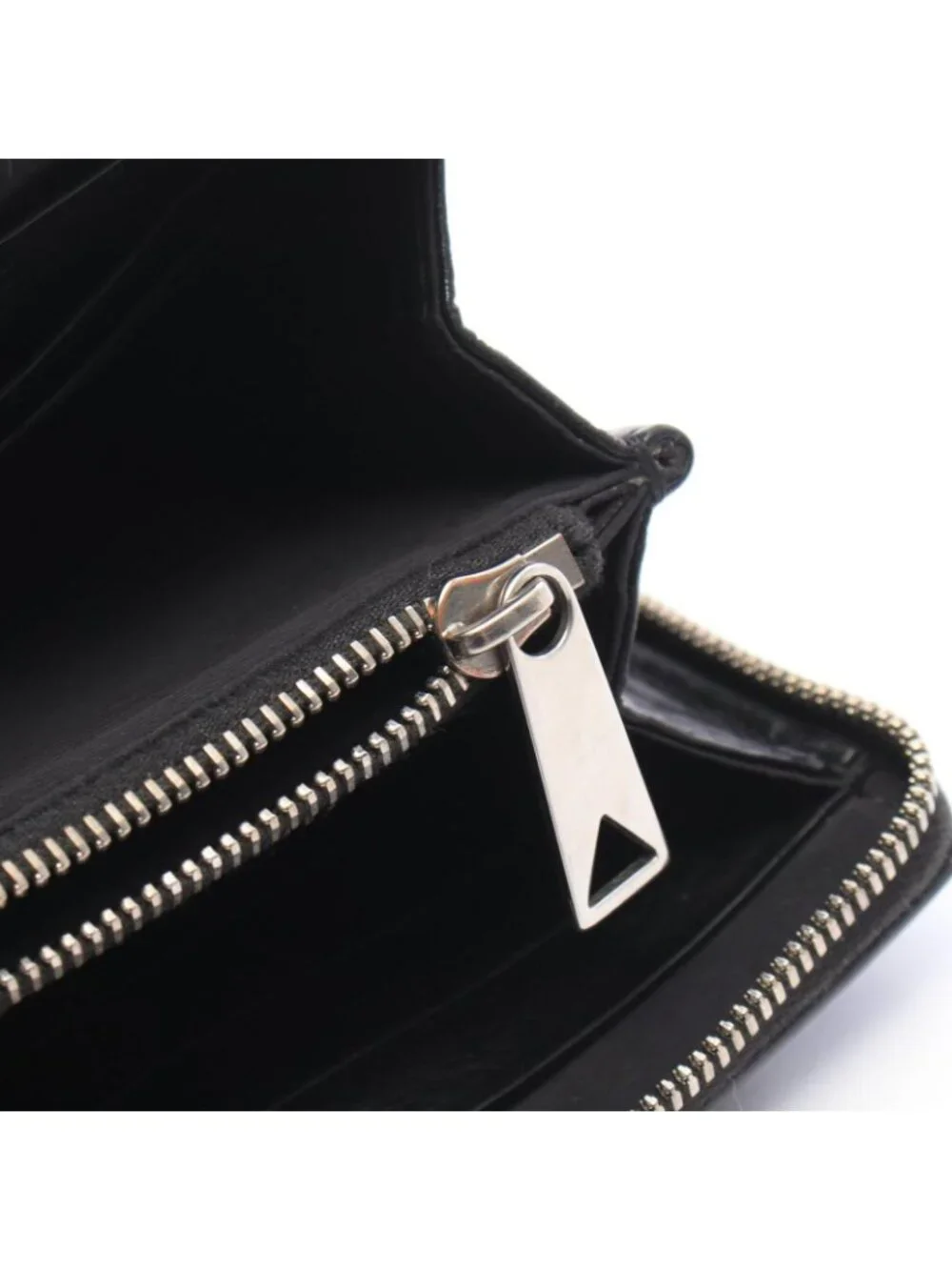 Bottega Veneta Round Wallet Intrecciato Black Lambskin Maxi